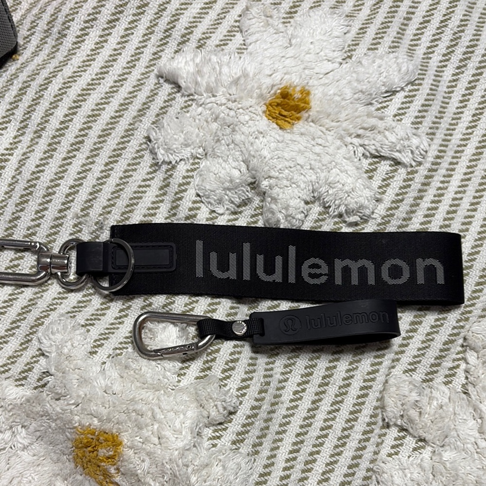 lululemon athletica Black Keychain set